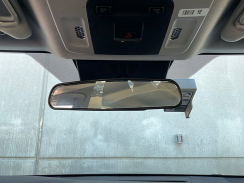 Used 2025 Toyota Camry LE image 17