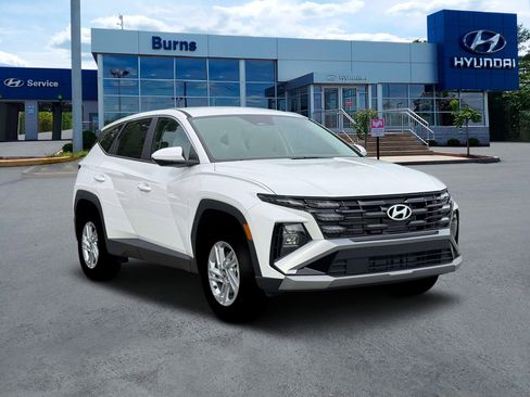 New 2026 Hyundai Tucson SE image 11