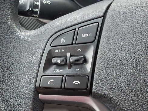 Used 2020 Hyundai Tucson Value FWD image 21