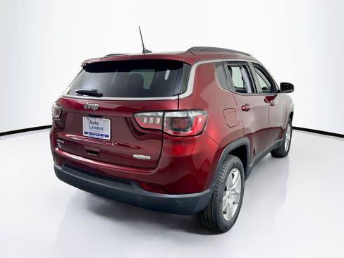 Used 2022 Jeep Compass Latitude AWD/4WD image 5