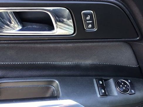 Certified 2017 Ford Mustang Coupe image 12