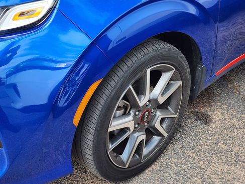 Used 2021 Kia Soul GT-Line FWD image 22