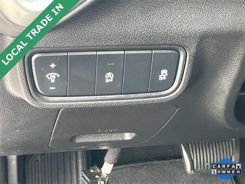 Used 2022 Kia Soul LX image 25