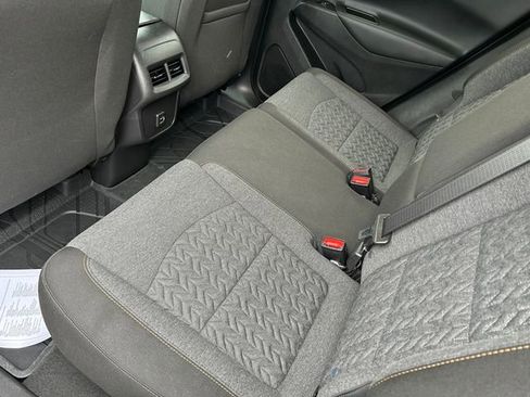 Used 2023 Chevrolet Equinox LT image 12