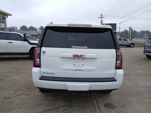 Used 2019 GMC Yukon SLT w/ Open Road Package image 4