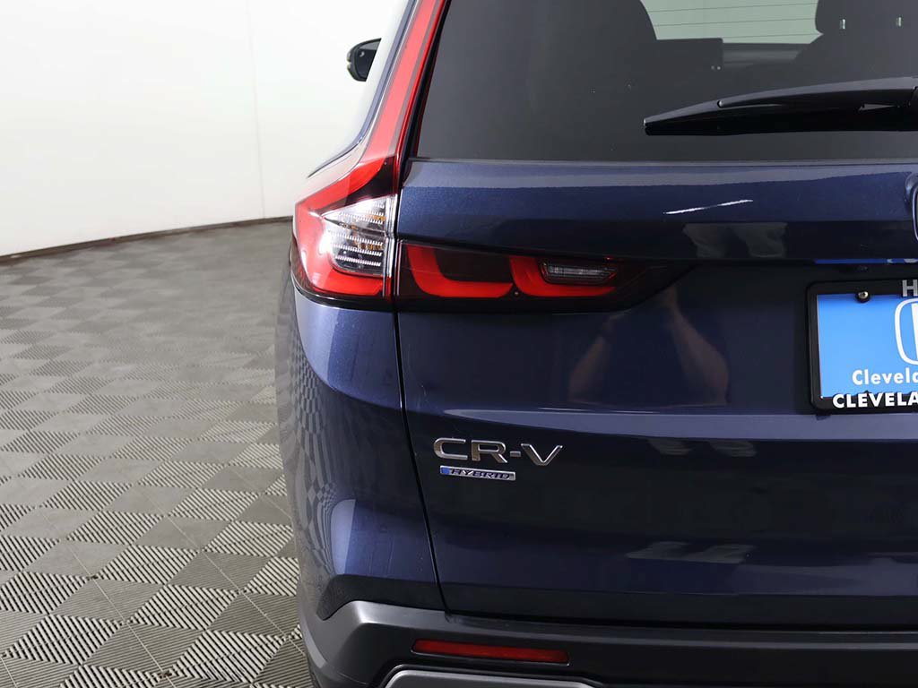 Used 2025 Honda CR-V Sport image 14