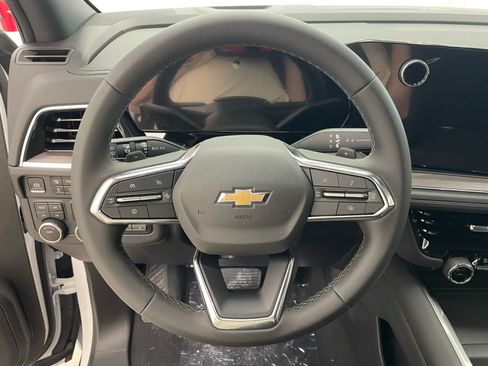 New 2026 Chevrolet Suburban LS w/ Max Trailering Package AWD/4WD image 11