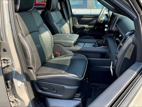 New 2026 RAM 3500 Limited image 28