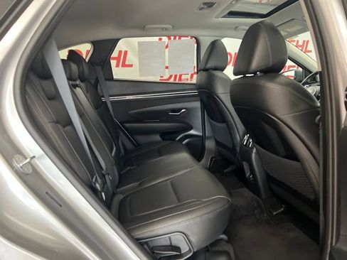 Used 2023 Hyundai Tucson SEL w/ Convenience Package AWD/4WD image 11