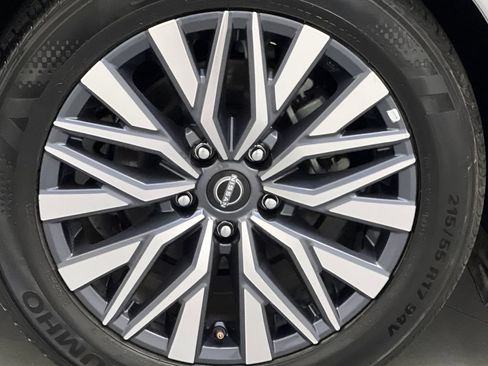 Used 2025 Nissan Altima 2.5 SV FWD image 68