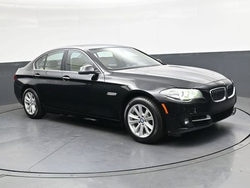 Used 2016 BMW 528i Sedan RWD image 1