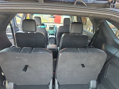Used 2019 Ford Explorer Sport AWD/4WD image 25