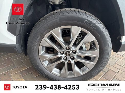 Used 2025 Toyota RAV4 XLE Premium image 12