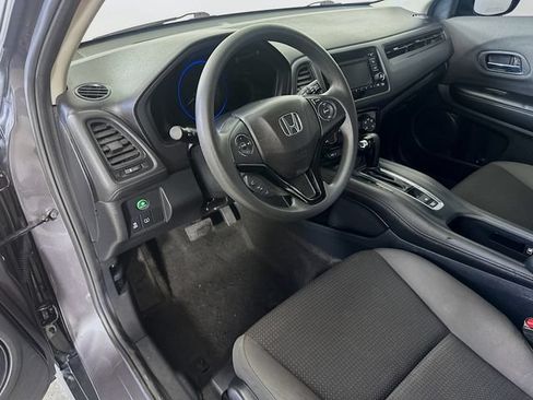 Certified 2022 Honda HR-V LX image 18