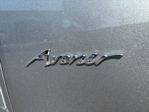 New 2026 Buick Enclave Avenir w/ Super Cruise Package FWD image 10