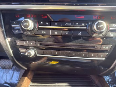 Used 2015 BMW X5 xDrive35i image 26