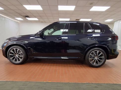 Used 2026 BMW X5 xDrive50e w/ M Sport Package AWD/4WD image 2
