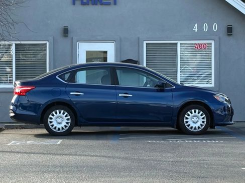 Used 2017 Nissan Sentra S image 4
