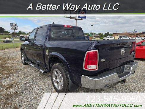 Used 2017 RAM 1500 Laramie w/ Convenience Group AWD/4WD image 2