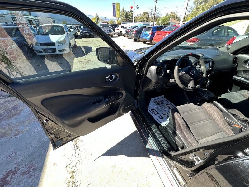 Used 2015 Nissan Juke NISMO AWD/4WD image 12