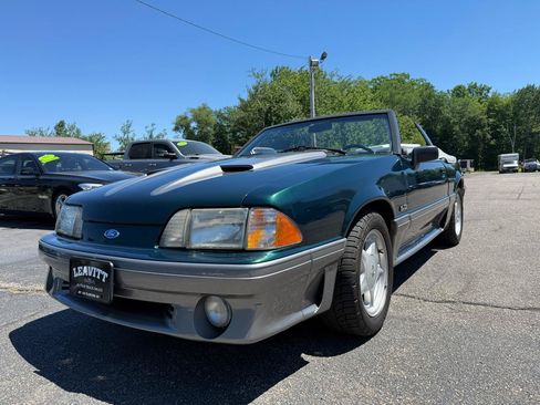 Used 1992 Ford Mustang GT RWD image 2