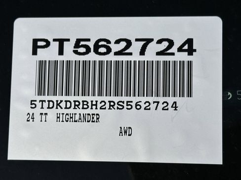 Certified 2024 Toyota Highlander LE image 15