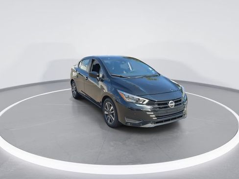 Used 2025 Nissan Versa SV FWD image 3