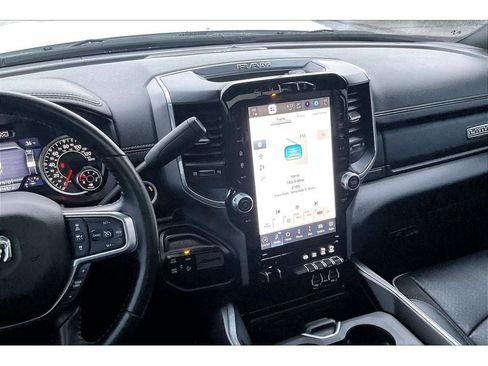 Used 2024 RAM 2500 Laramie w/ Night Edition image 7