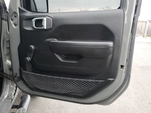 Used 2020 Jeep Wrangler Unlimited Sport image 35