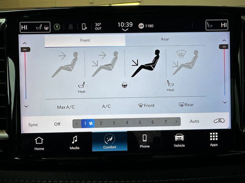 Certified 2023 Chrysler Pacifica Touring-L image 5