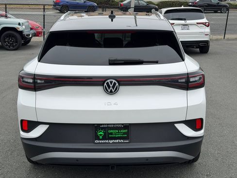 Used 2023 Volkswagen ID.4 Pro S Plus AWD/4WD image 7