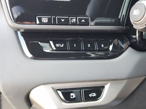 Certified 2024 Lexus RX 350 FWD w/ Convenience Package image 21