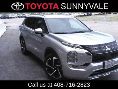 Used 2024 Mitsubishi Outlander SEL image 1