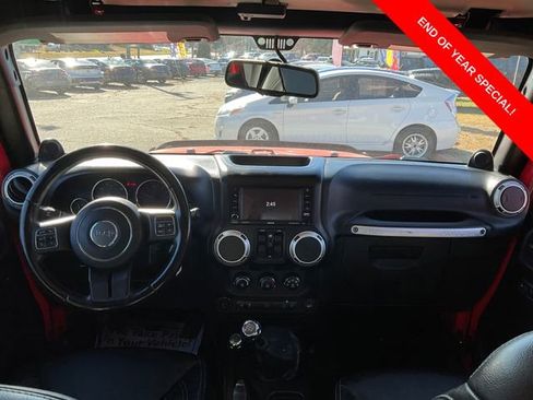 Used 2013 Jeep Wrangler Unlimited Sahara w/ Dual Top Group image 14