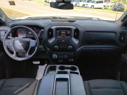 Used 2022 Chevrolet Silverado 1500 Custom RWD image 12