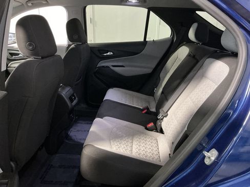 Used 2023 Chevrolet Equinox LS w/ LS Convenience Package FWD image 24