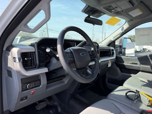 New 2026 Ford F550 4x4 Supercab Super Duty image 12