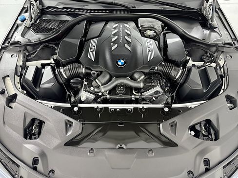 Used 2025 BMW M850i xDrive Coupe image 11