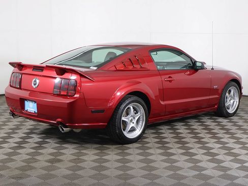 Used 2006 Ford Mustang GT Premium RWD image 5