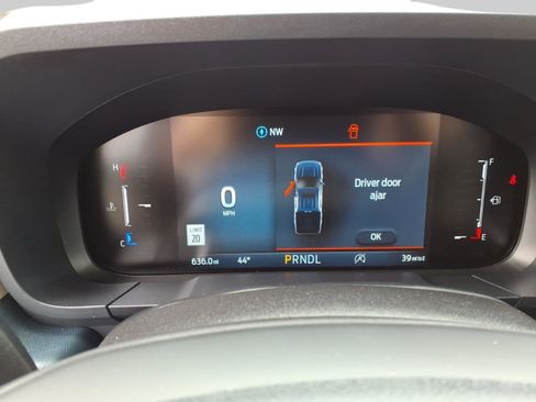 Used 2025 Ford Maverick Lariat w/ 4K Tow Package image 14