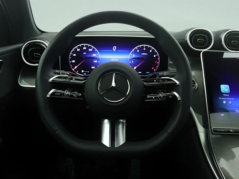 Certified 2026 Mercedes-Benz GLC 300 image 8