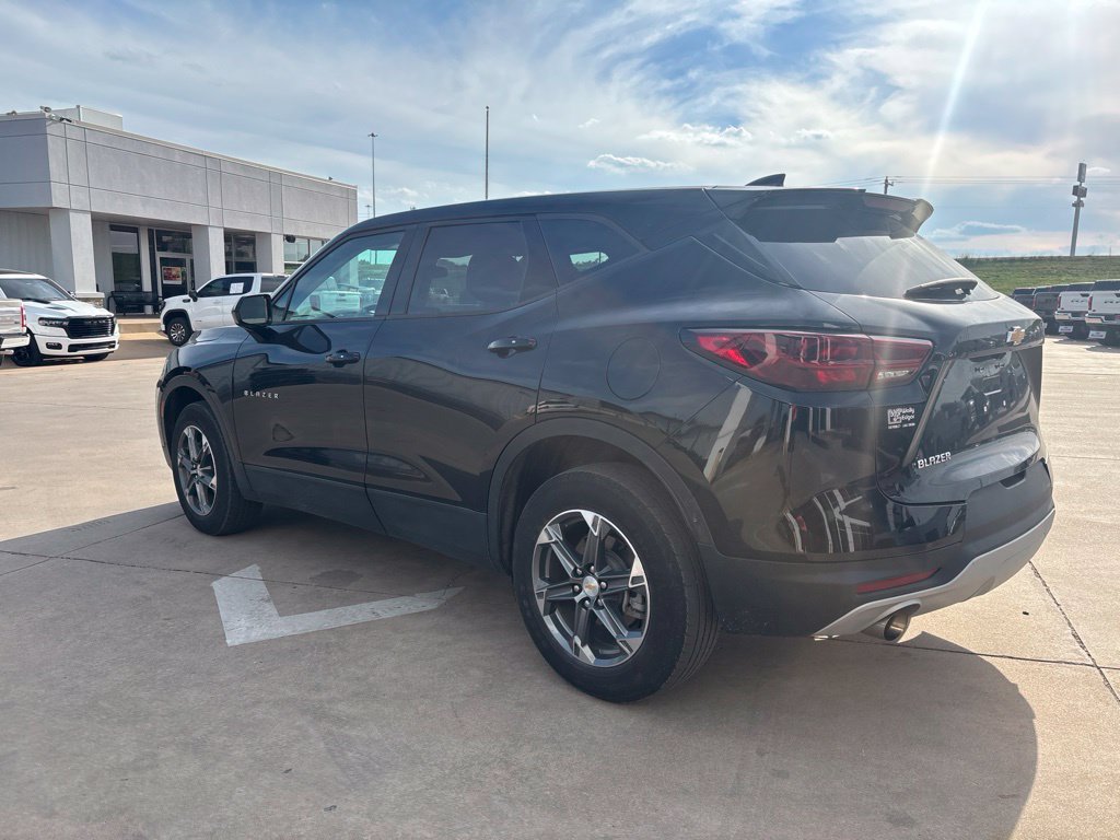 Used 2024 Chevrolet Blazer LT FWD image 5