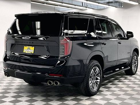 Used 2025 Chevrolet Tahoe Z71 image 11