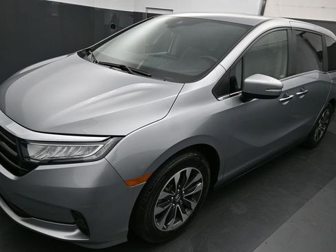 Used 2024 Honda Odyssey EX-L image 12