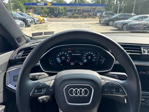 Used 2025 Audi Q3 2.0T Premium w/ Convenience Package AWD/4WD image 13