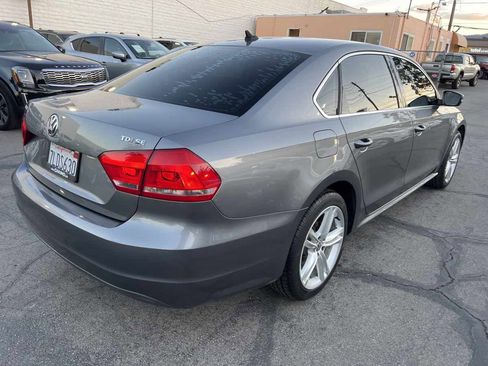Used 2015 Volkswagen Passat TDI SE image 6