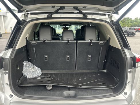 Used 2022 Nissan Pathfinder SL w/ SL Premium Package FWD image 41