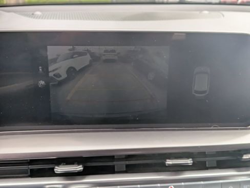 Used 2025 Kia Telluride S AWD/4WD image 29