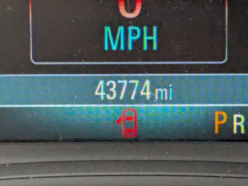 Used 2019 Buick Encore Sport Touring w/ Safety Package image 34