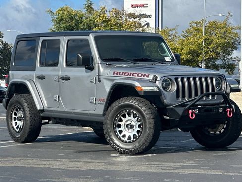Used 2018 Jeep Wrangler Unlimited Rubicon AWD/4WD image 2